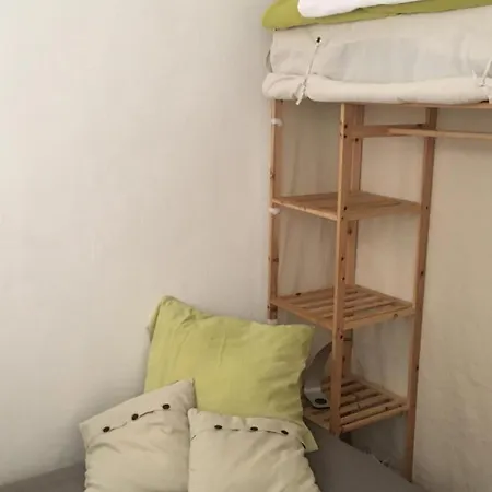 Sympa Dans Le Vieux * Nîmes